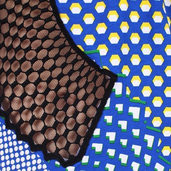 Stella McCartney Multicolored Crewneck T-Shirt w/Mesh Accents. Size XS. EUC - Picture 7 of 9